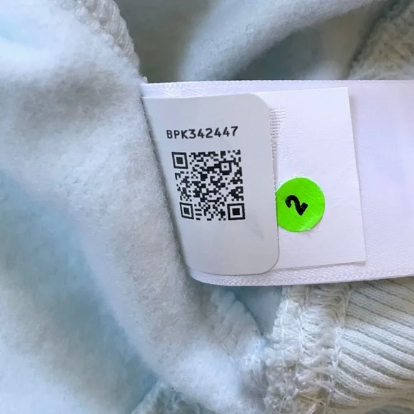 The North Face Women’s 80/20 Half Dome Pullover Hoodie - Picture 5 of 6